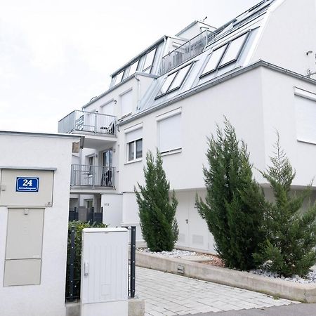 Modern Apartment With Tiny Garden Near City Center Wien Eksteriør bilde