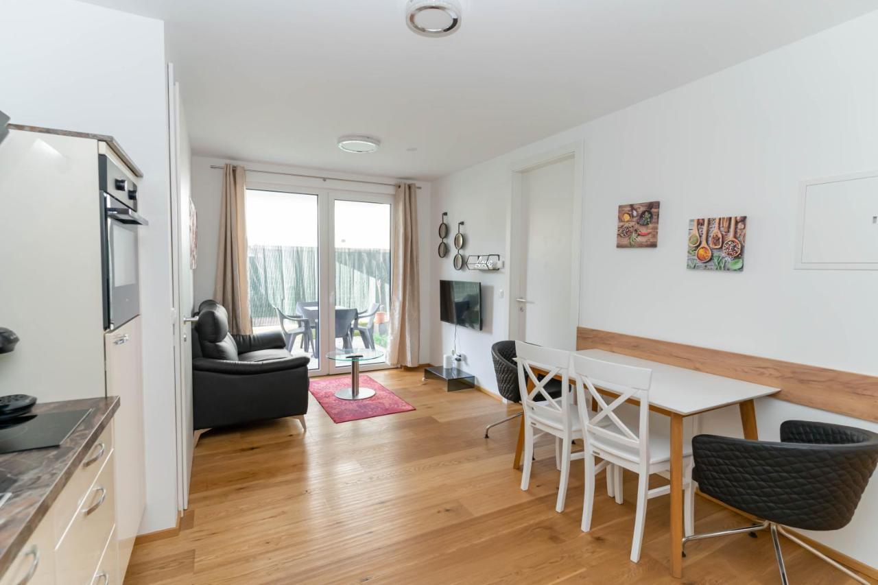 Modern Apartment With Tiny Garden Near City Center Wien Eksteriør bilde