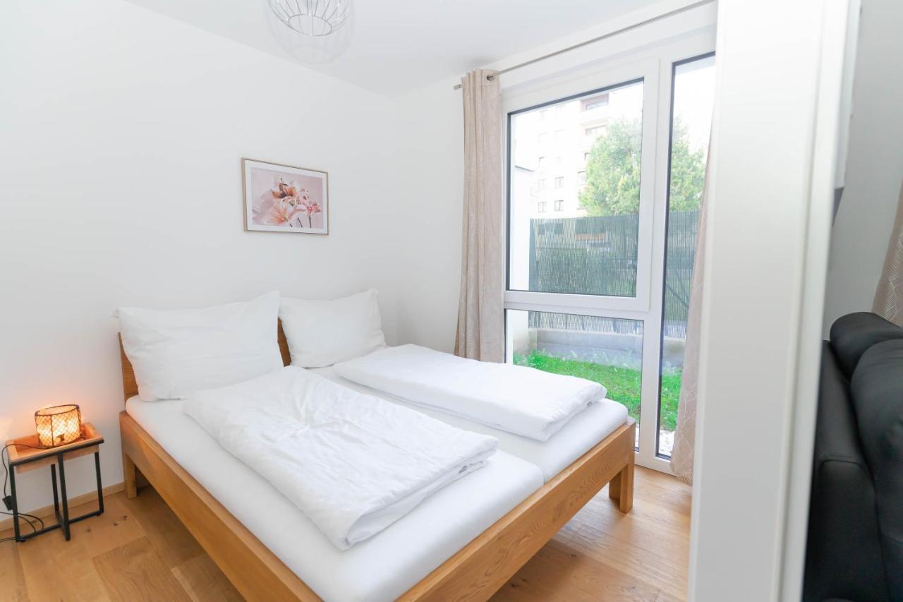 Modern Apartment With Tiny Garden Near City Center Wien Eksteriør bilde