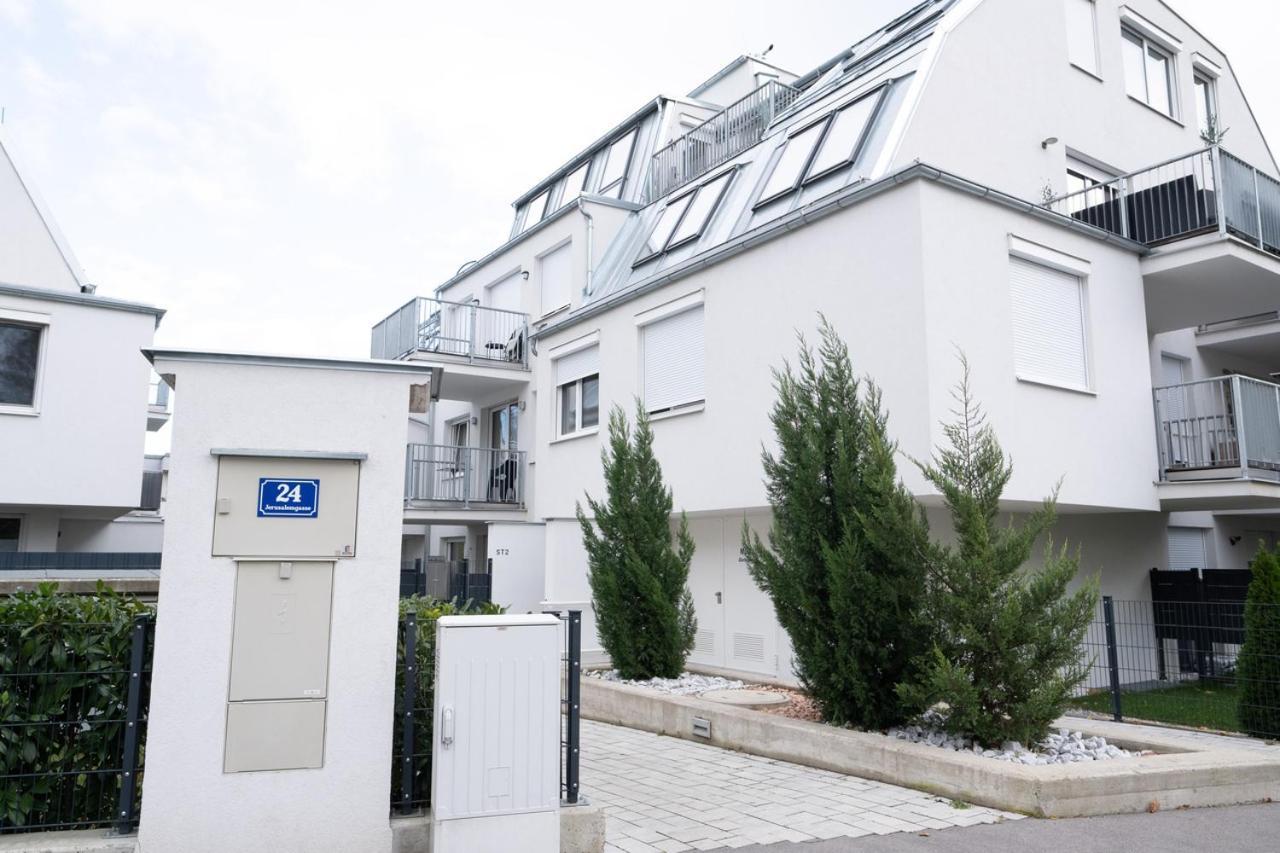 Modern Apartment With Tiny Garden Near City Center Wien Eksteriør bilde