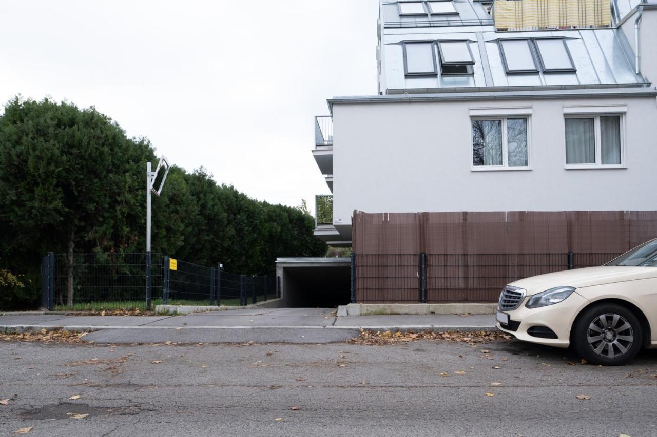 Modern Apartment With Tiny Garden Near City Center Wien Eksteriør bilde